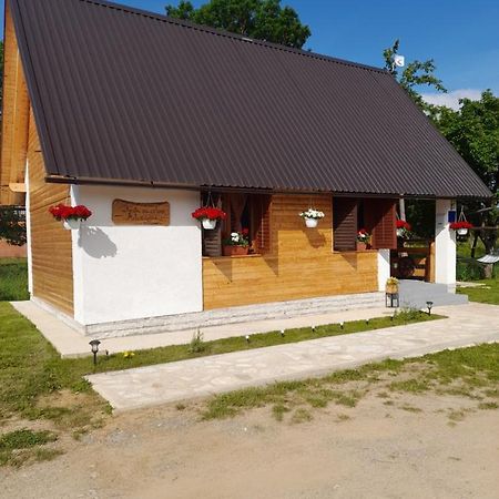 Vila Kuca Za Odmor Antonija Gospić Exteriér fotografie